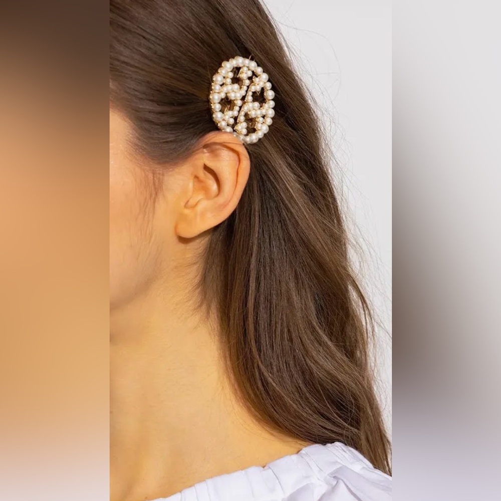 Tory Burch Double T pearl-embellished hair clip - Picture 4 of 5